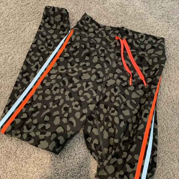 White Fox Boutique Pants - Sarah’s Day racer camo legging